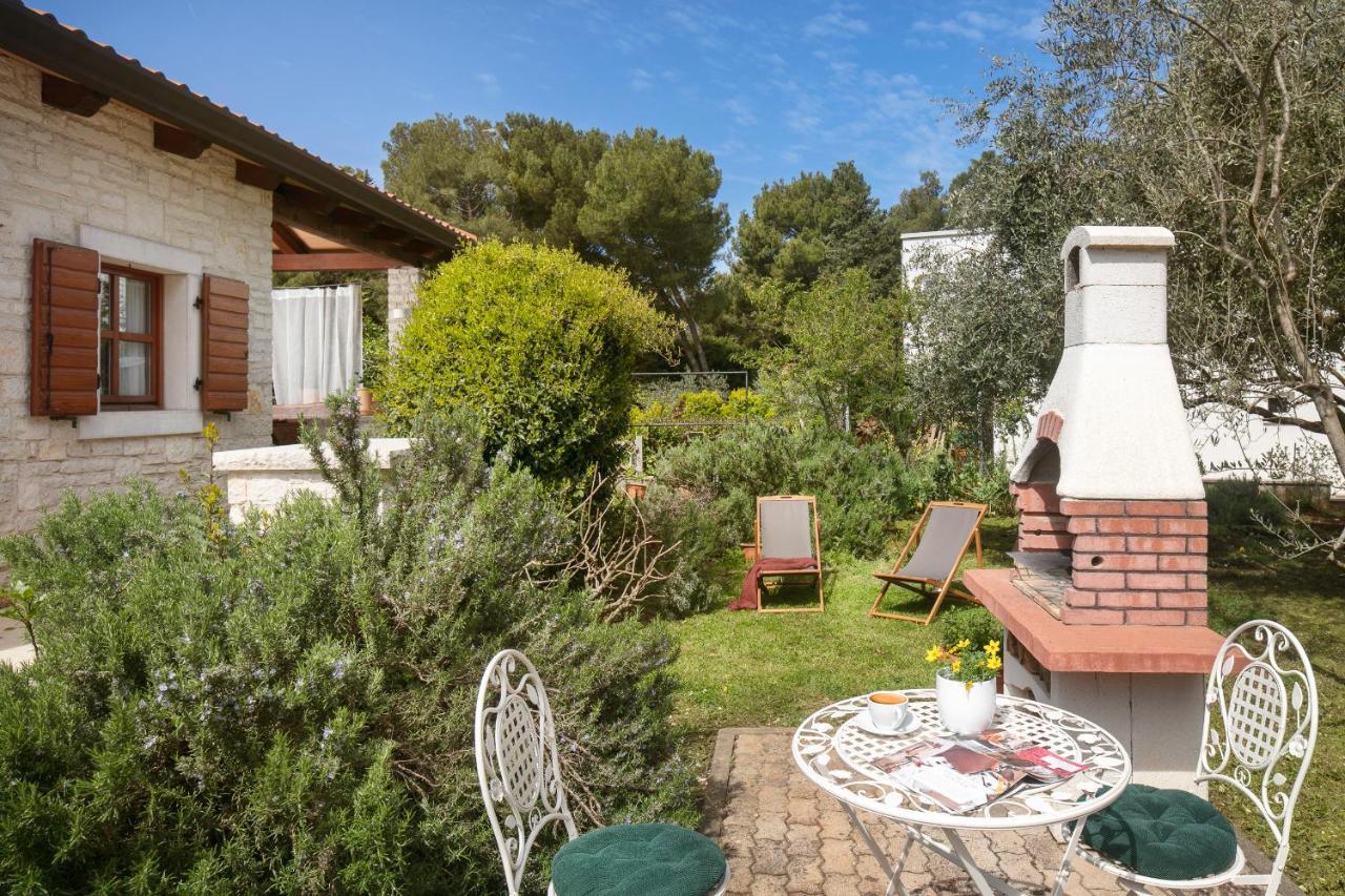 Apartments Valter 881 Novigrad Istria Kültér fotó